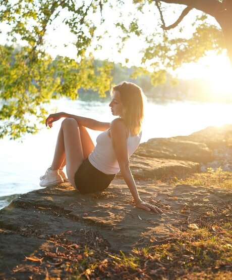 Sam Holly adult model photo