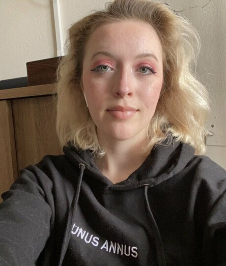 Pjonk free actress photo