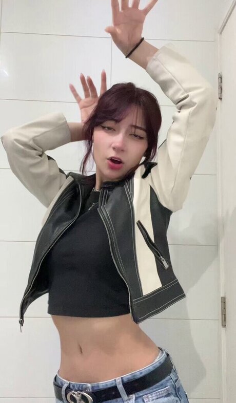 Anto a a model pretty archive