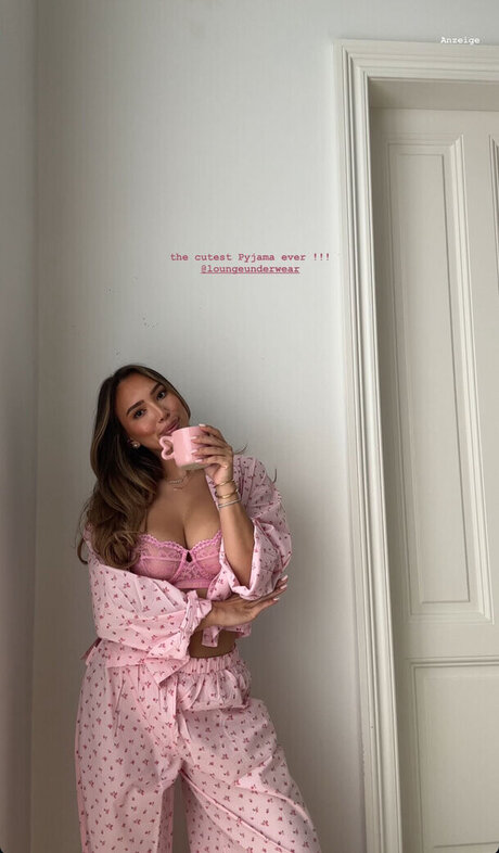 Adorable Caro model porn image