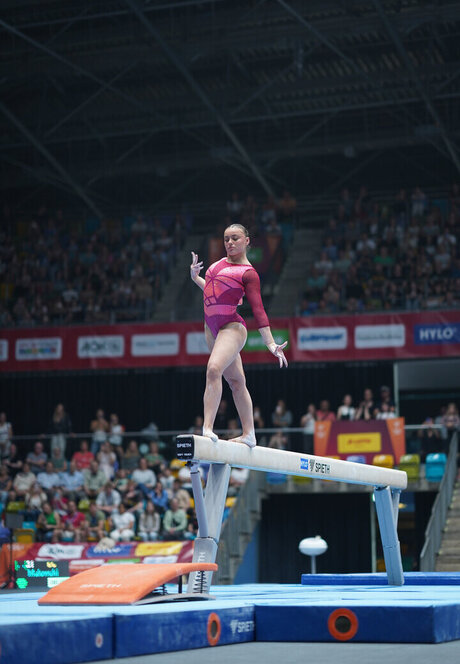 Emma Malewski model pornographic pic