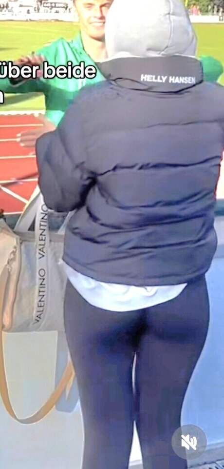 blonde babe onlyfans xxx img