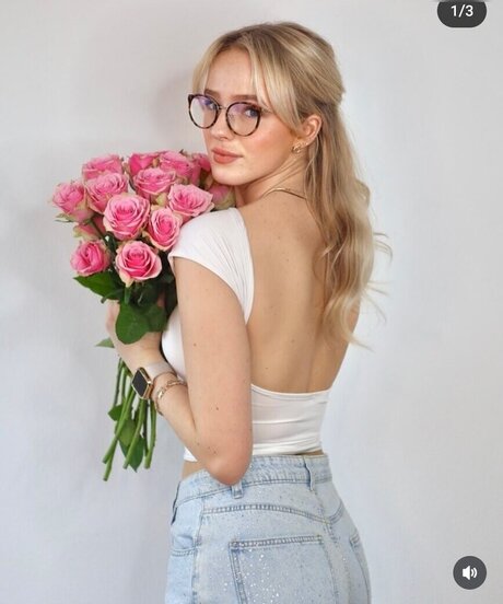 Emely Winkler model hot pictures