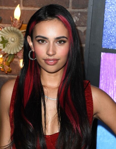 Kylie Cantrall nudes star gallery