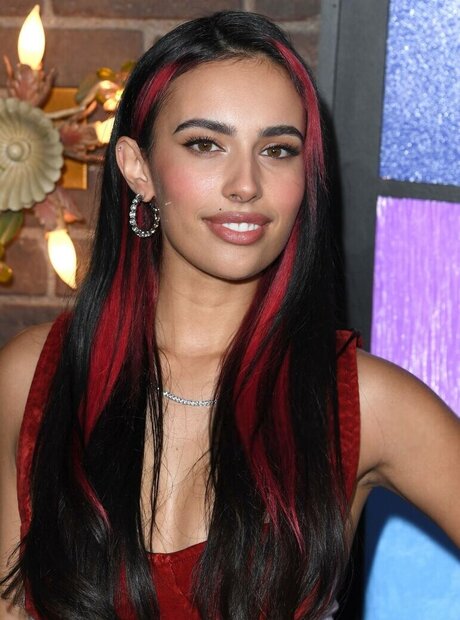 Kylie Cantrall naked star photo