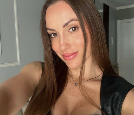 Jessica Mueller star pretty gallery