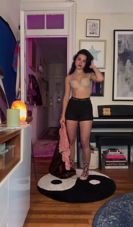 AllyAnnaMaria top actress pic