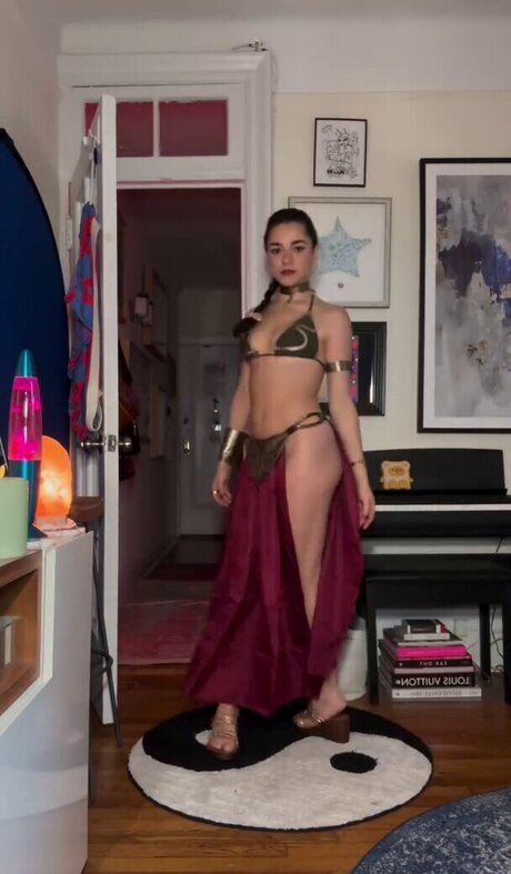 AllyAnnaMaria exclusive star img