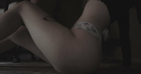 young teen onlyfans naked photos