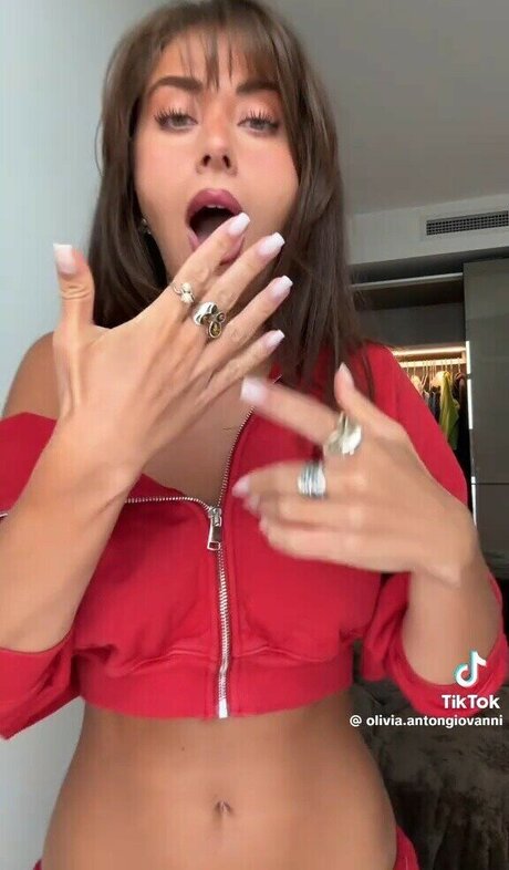 Olivia Antongiovanni perfect actress pictures