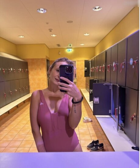 Michellegrsz 112 michelle pornstar naked image