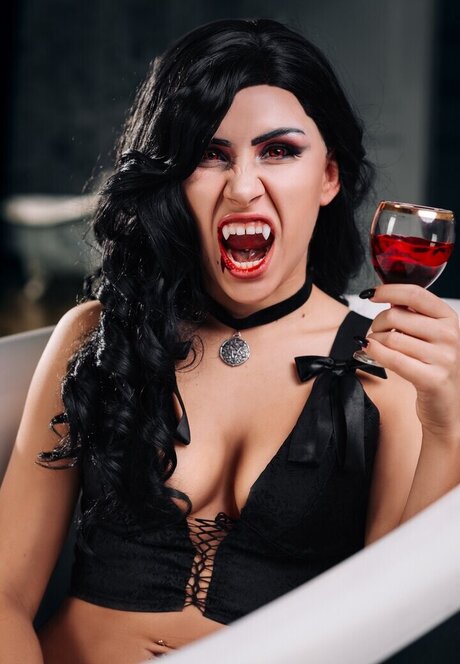 Red Saya star xxx archive