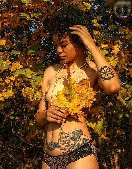 Lauren Napier star naked img