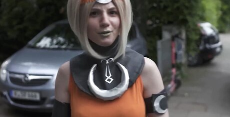 famous nude onlyfans hot image