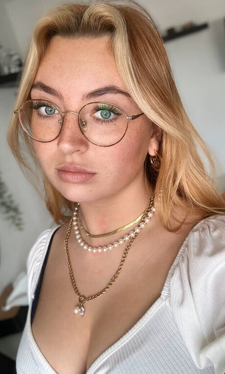 samybwz pornstar pics