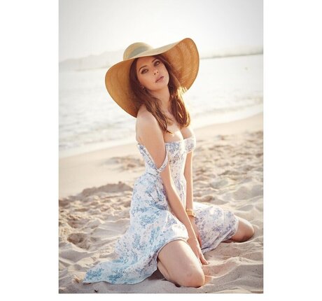 Fr d rique Bel star nude picture