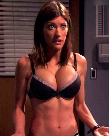 Jennifer Carpenter porn actress photo