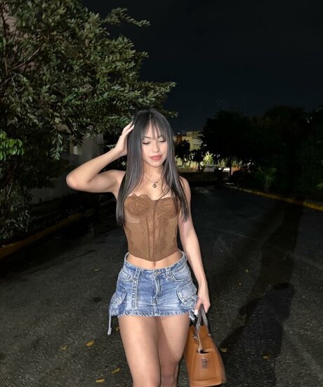 yolllbae adult actress img