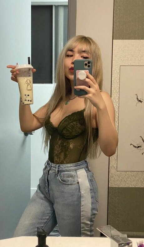 eggtardy high quality pornstar images