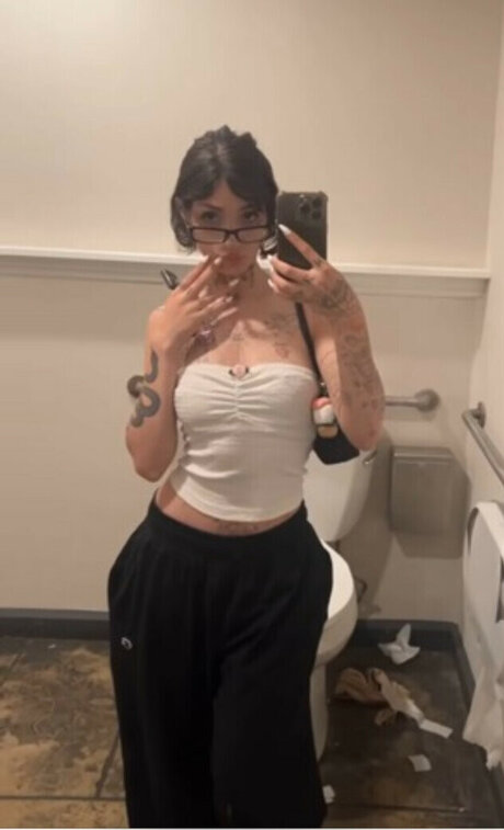 Ang2high sex actress gallery