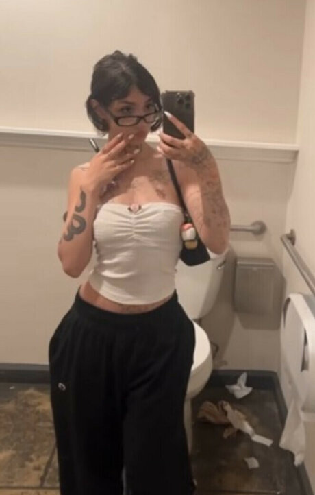 Ang2high beautiful star photos