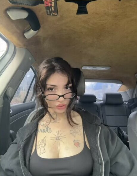 Ang2high naked actress pic