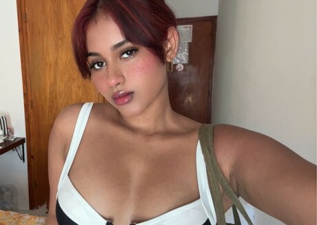 senoritasara adult star images