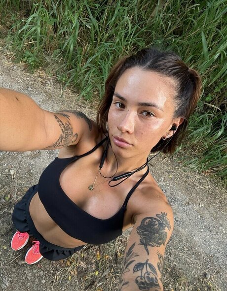 Lavagrll hot actress galleries