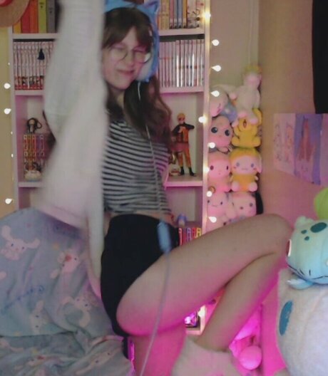 Skymi chan erotic model photos