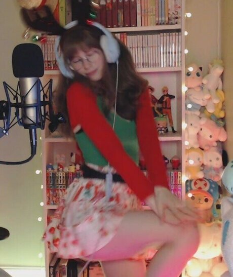 Skymi chan art star archive