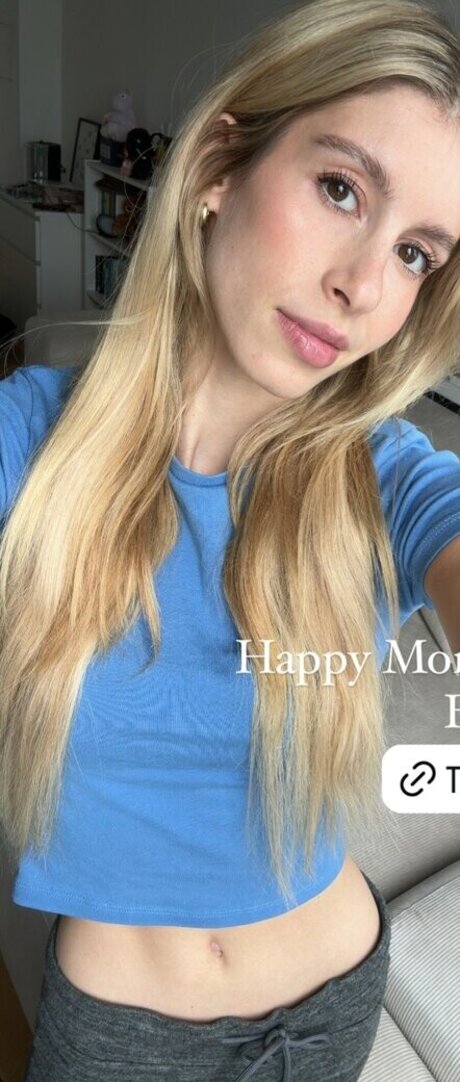 asian blowjob onlyfans nice photos