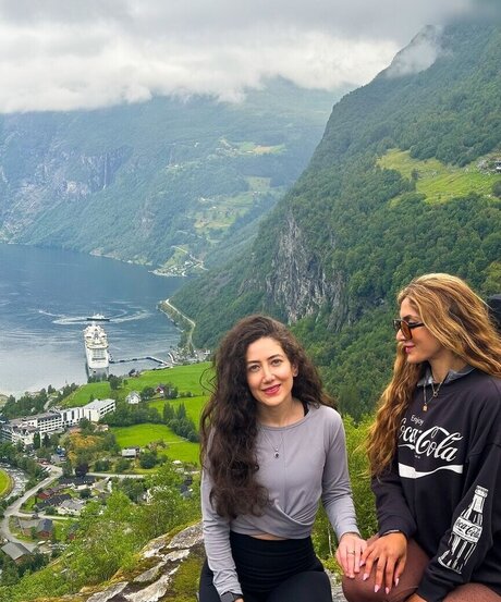 therealprincessofpersia model nice photos