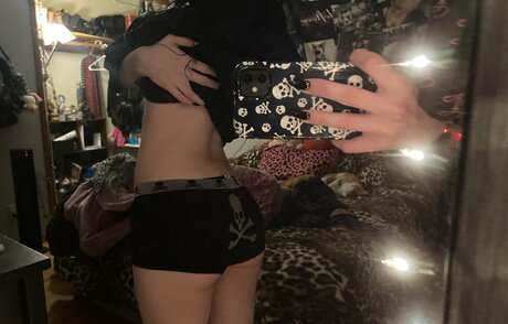 Cynniiexo nude actress photo