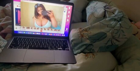 big dildo onlyfans nice gallery