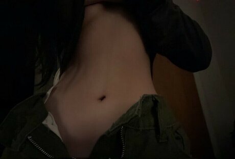 ratedreign model hot picture