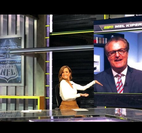 Dianna Russini model pretty image