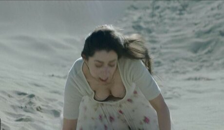 Cristin Milioti naked model img