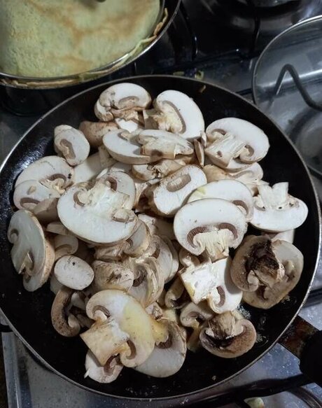 Claire Secrete sexy actress pictures