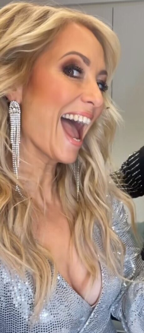 Angela Finger Erben star nice picture