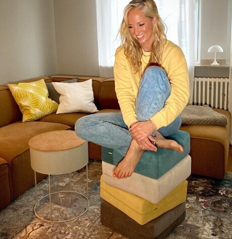 Angela Finger Erben model exclusive pics