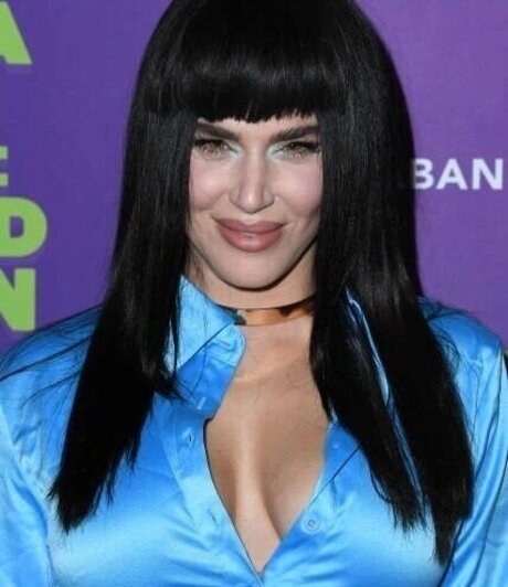 CJ Perry aka Lana naked model pics