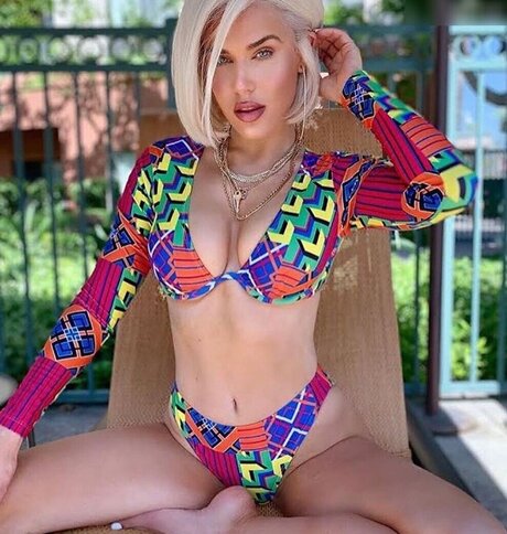 CJ Perry aka Lana model porn images