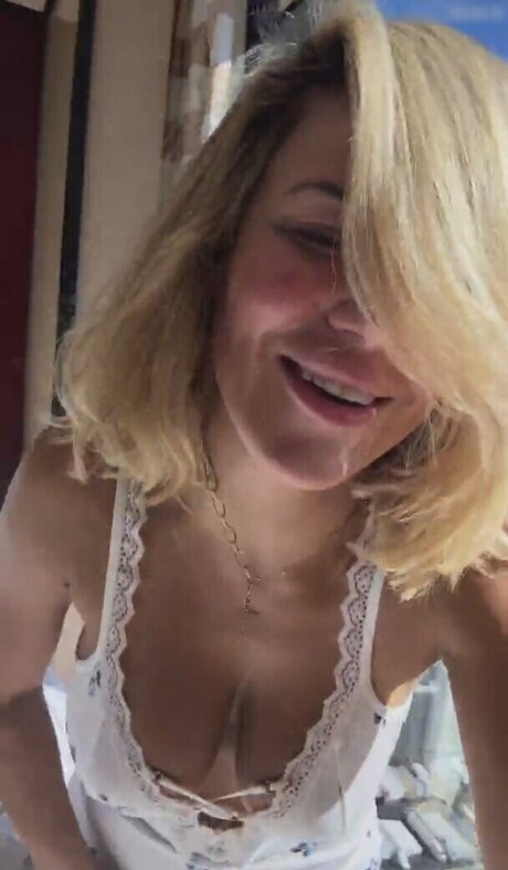 CJ Perry aka Lana hot star pics