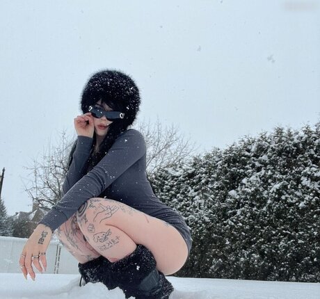 Laurinchhhe model nice photo