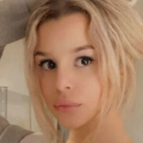 Bellalupascu exclusive model img