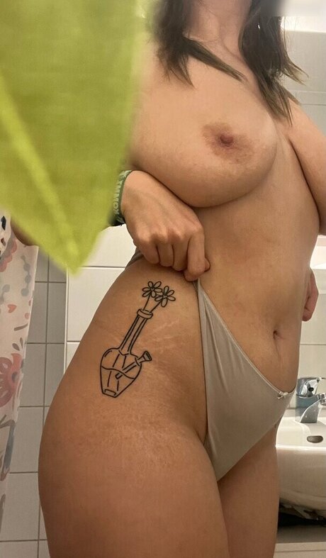 marleendi hd star img