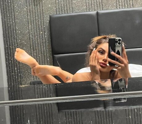 Jasmin Salvati Quick photo