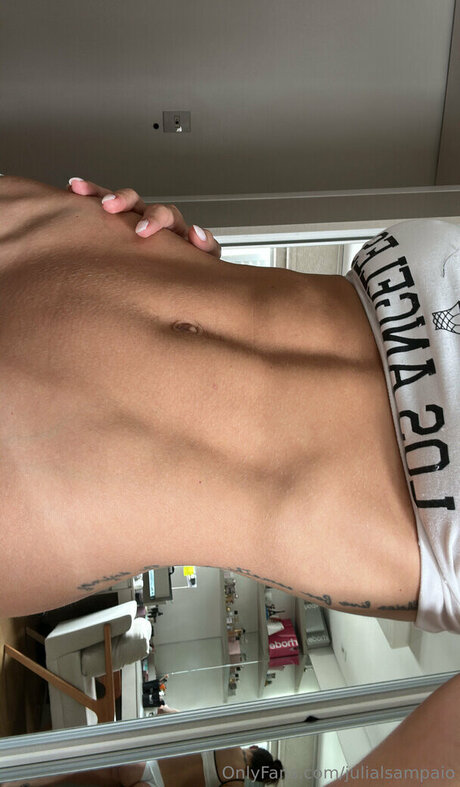 Julia Sampaio art actress pics