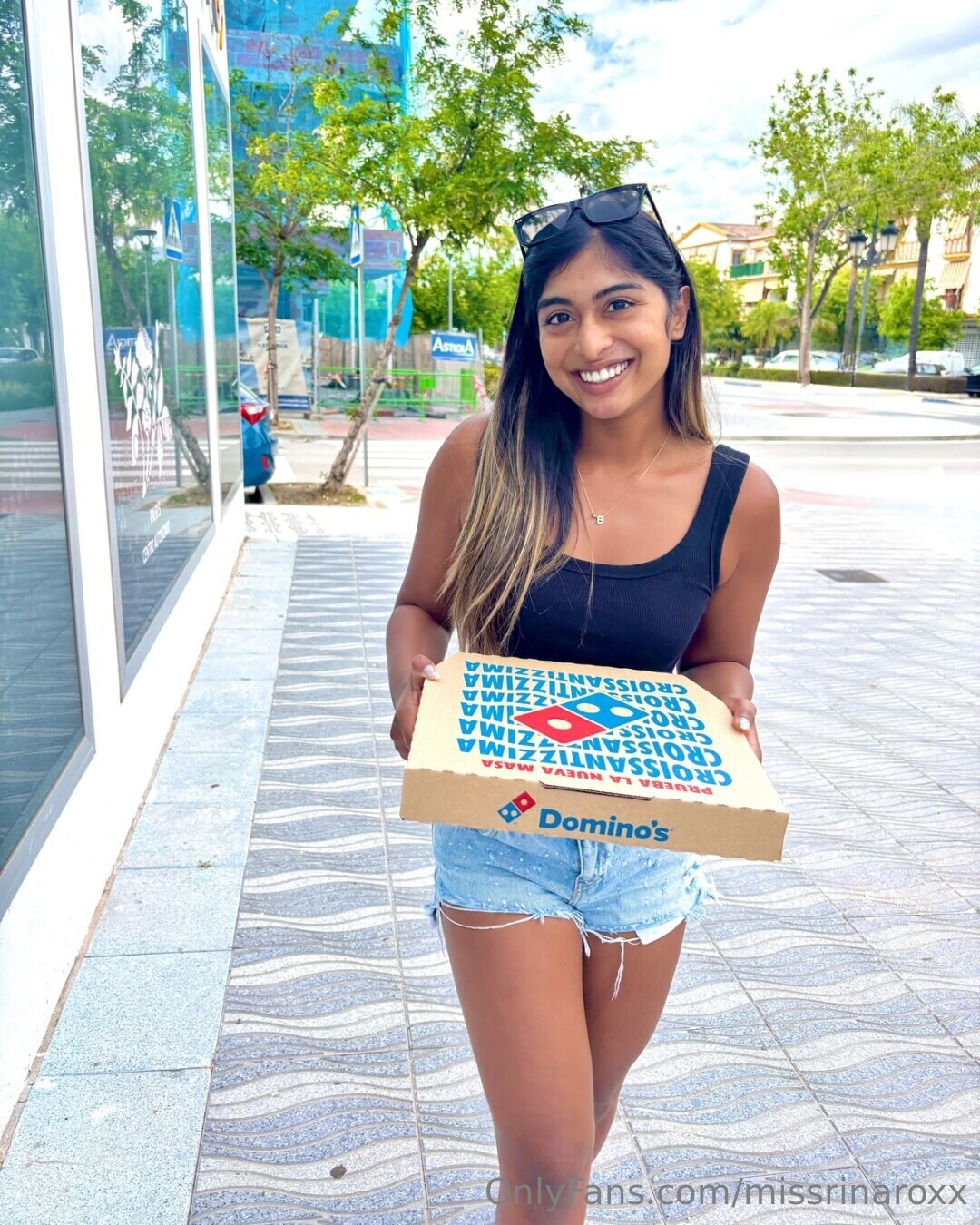 missrinaroxx star hot picture