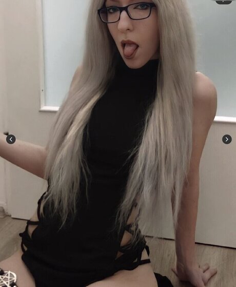 shemale handjob onlyfans free naked img